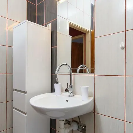 Three Bedroom With Beautiful View - Reina